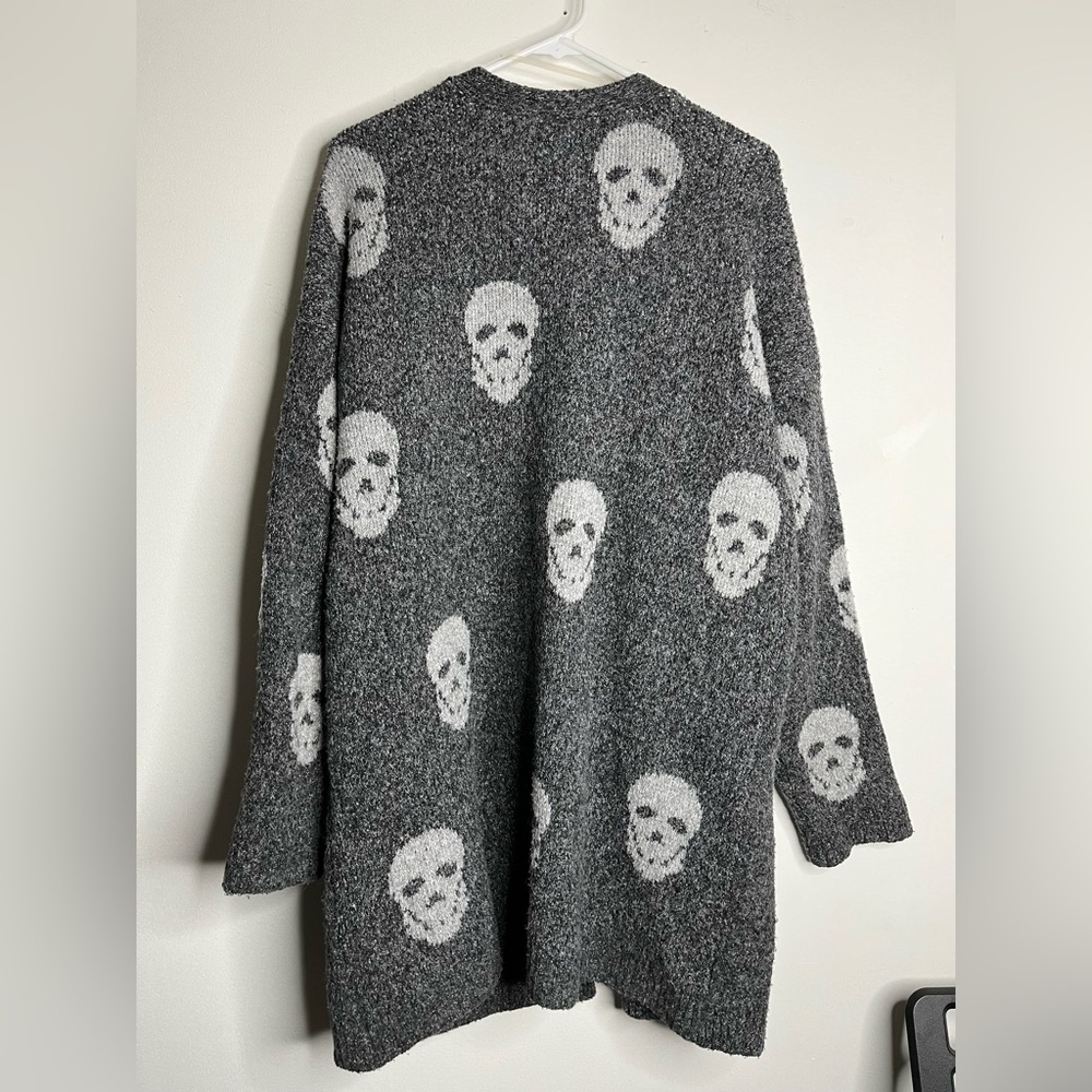 Vintage Gray Skull Patterned Jacket - image 3